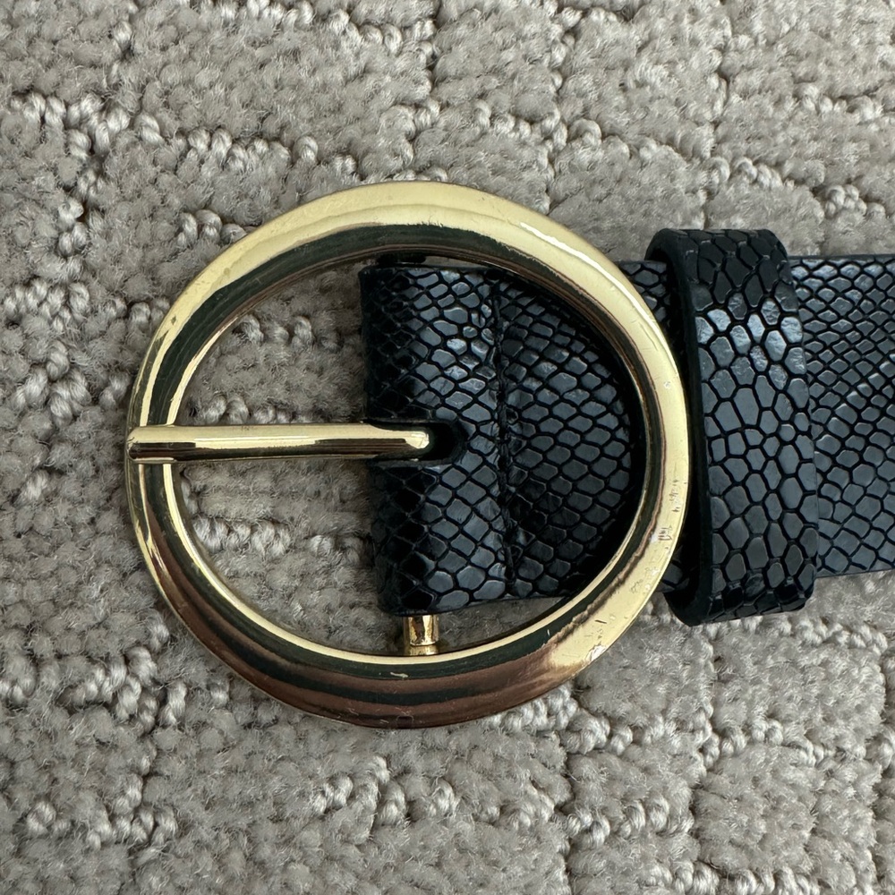 Snakeskin Black Belt with Gold Buckle - Picture 2 of 5